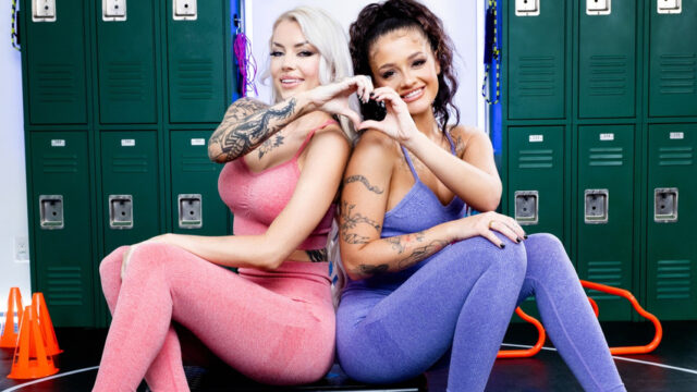 Double Bubble Butts Models Ryan Reid Nichole Saphir Porn Retro Taboo Porn Squirrel